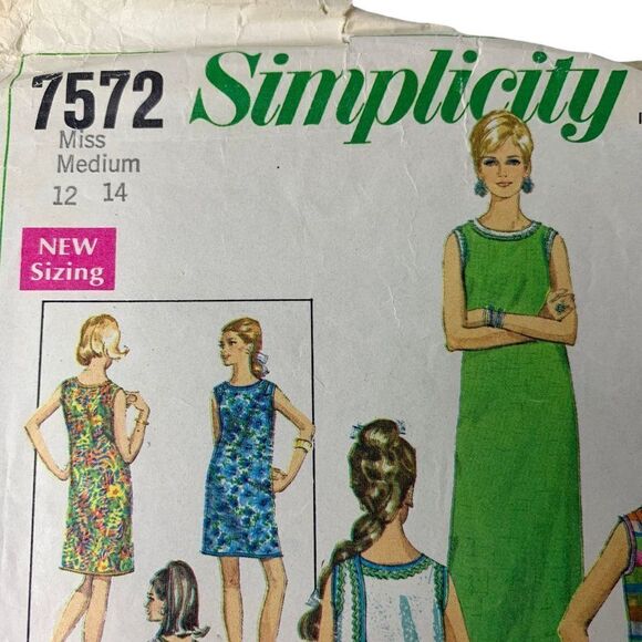 Vintage 60s Simplicity 7572 Pattern Misses 8-18 Simple Sew Wrap Dress Uncut - Picture 2 of 4